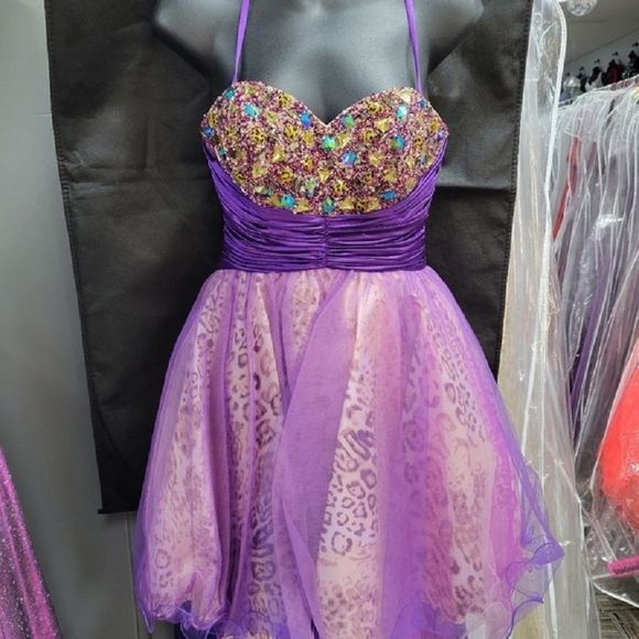 Purple DAVE & JOHNNY Size 2 Cocktail dress
